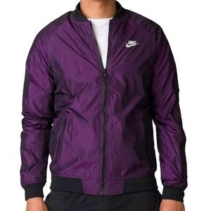 NEW Nike Windrunner Jacket